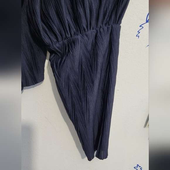 Zara Navy Oversized Sweater Like Top.. Size Large - Picture 3 of 4